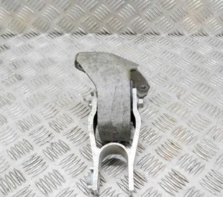 Volvo XC60 Engine mount bracket 31339951