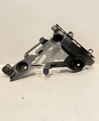 Peugeot 2008 I Rear bumper mounting bracket 9678054980