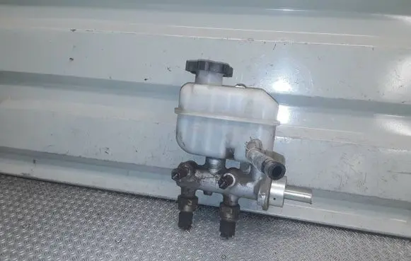 SsangYong Kyron Master brake cylinder 