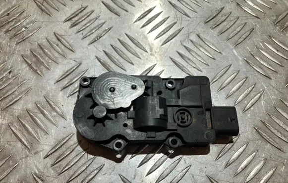 Mercedes-Benz EQB Intake manifold valve actuator/motor 0-17990.489