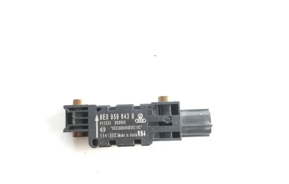 Audi A4 S4 B6 8E 8H Airbag deployment crash/impact sensor 8E0959643B 080905 011335