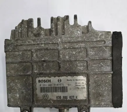 Volkswagen Polo III 6N 6N2 6NF Engine control unit/module 030906027K 0261203914 0261203915