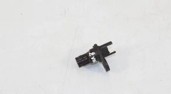 BMW 5 F10 F11 Camshaft position sensor 7525014