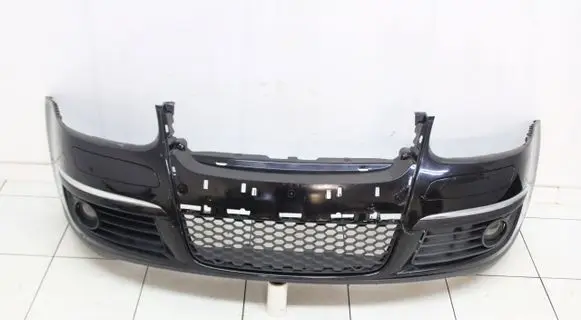 Volkswagen Golf V Front bumper