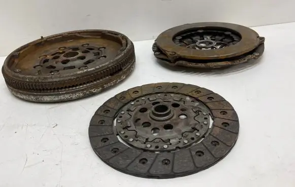 Volkswagen PASSAT B5.5 Clutch set kit 323034110