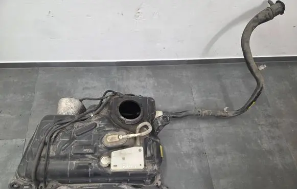 Peugeot Partner III Fuel tank 9826534080 7510456AA