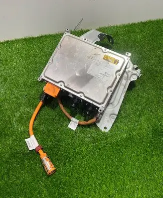 Mercedes-Benz GLE W167 Voltage converter inverter A0009006520