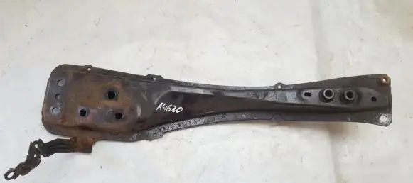Toyota Corolla Verso AR10 Front subframe