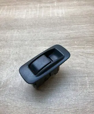 Toyota Corolla Verso AR10 Electric window control switch 848010F030B0 848010F030