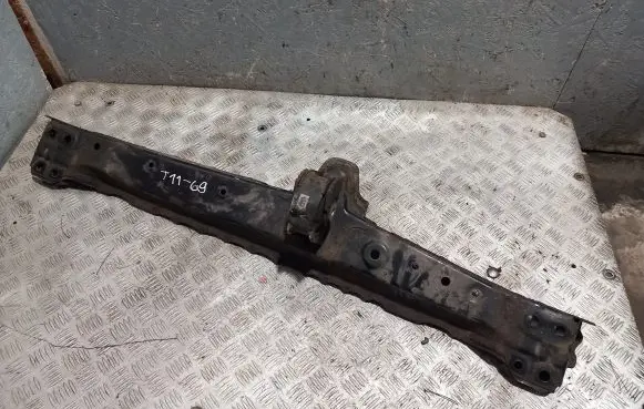 Toyota RAV 4 (XA30) Front subframe T11069