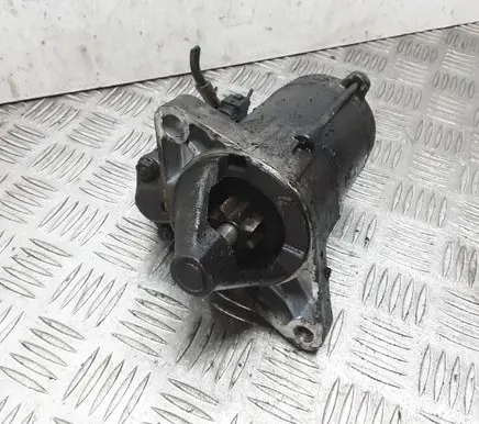 Toyota Yaris Starter motor 281023020 2280008350