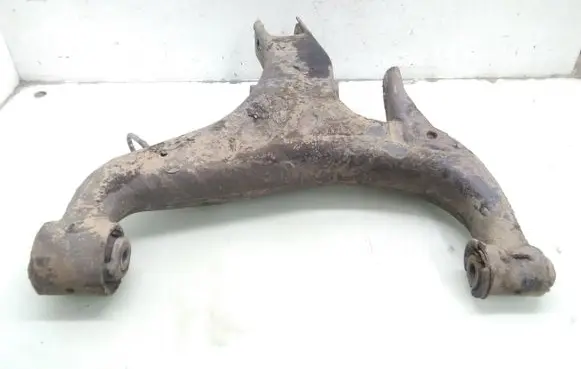 Land Rover Discovery 3 - LR3 Rear upper control arm/wishbone