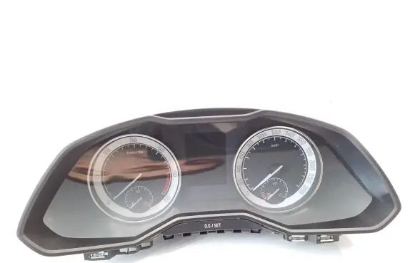 Audi A3 S3 8V Speedometer (instrument cluster) 3V0920711