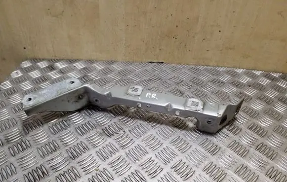 Renault Trafic II (X83) Fender mounting bracket