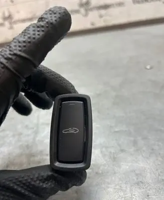 Porsche Cayenne (92A) Alarm switch 7PP962109D S00001152750392