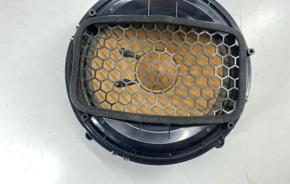 Audi A3 S3 8V Subwoofer speaker 8V0035412B 8V0035412