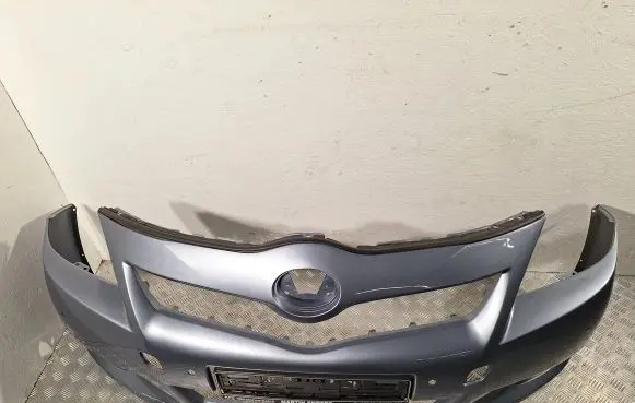 Toyota Verso Front bumper 521190F918 TY0H16A
