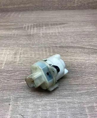 Volvo S40, V40 Ignition lock 041028