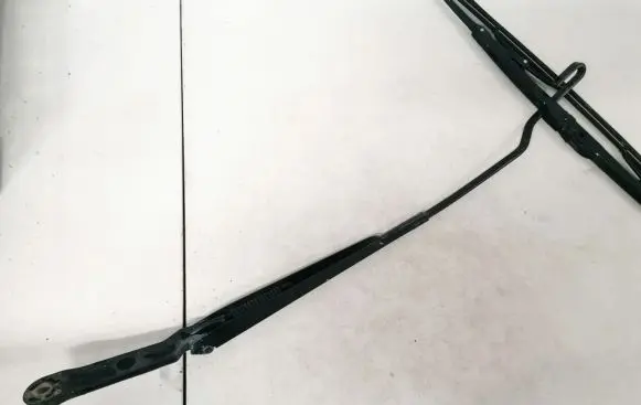 Skoda Octavia Mk1 (1U) Front wiper blade arm 1u1955409 183323