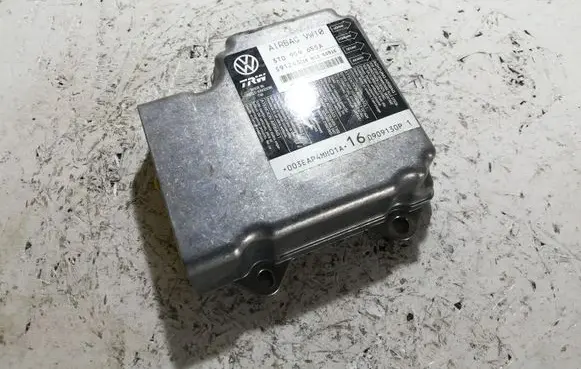 Skoda Superb B6 (3T) Air suspension control unit module (rear) 3T0959655A
