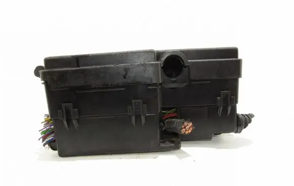 Ford Kuga II Fuse module AV6T14A142AB