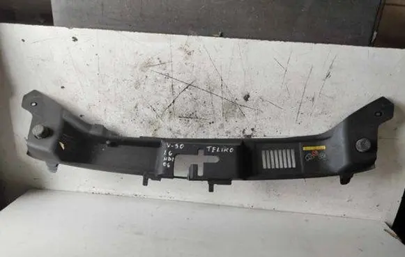Volvo V50 Top upper radiator support slam panel 30716338 30716339