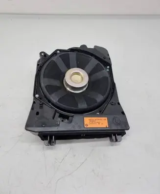BMW M4 F82 F83 Subwoofer speaker 9210151