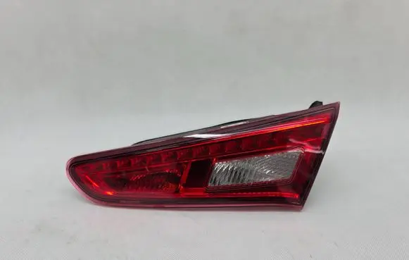 Alfa Romeo Giulietta Rear/tail lights 50531132