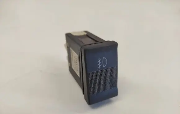 Fog light switch