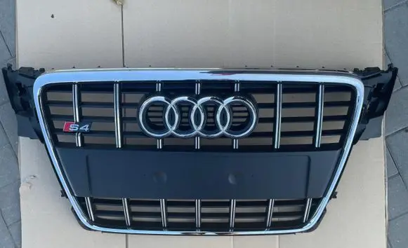 Audi A4 S4 B8 8K Front bumper upper radiator grill 8K0853651B