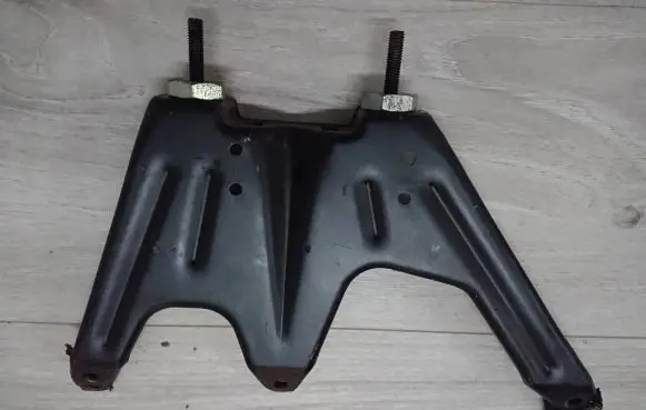 Jaguar XJ X40 Steering wheel axle