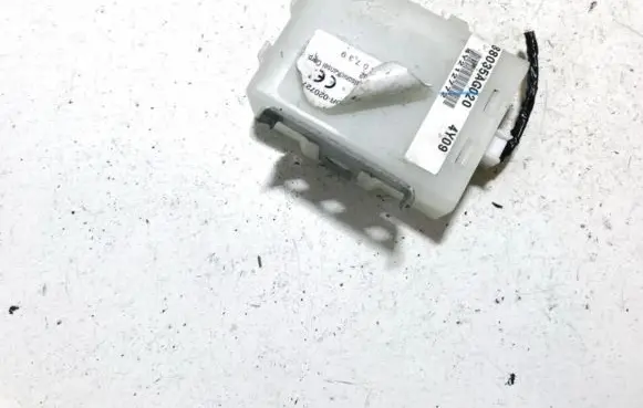 Toyota Avensis T270 Other control units/modules 88035ag020