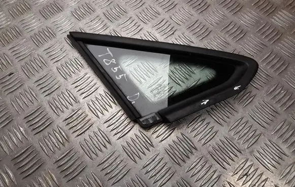 Volkswagen Caddy Front door vent window glass four-door 2K7845116