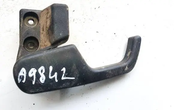 Engine bonnet (hood) release handle