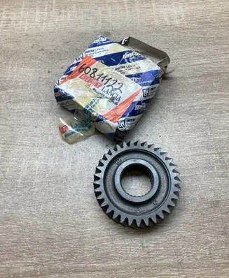 Alfa Romeo 164 Other gearbox part 60811122