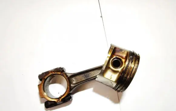 Fiat Bravo - Brava Piston with connecting rod