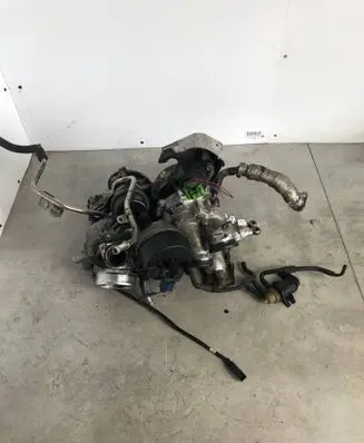 Volkswagen PASSAT B8 Turbo 03N145401F 03N253020E