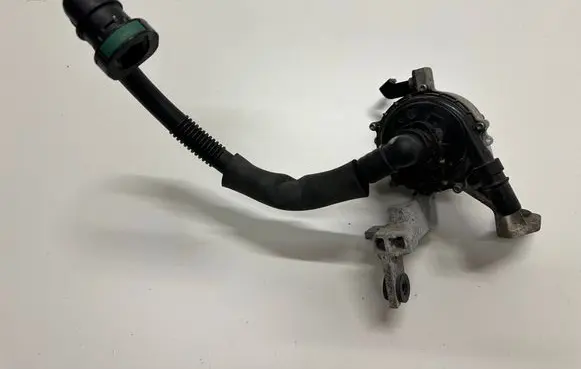 Hyundai Ioniq 5 Electric auxiliary coolant/water pump PA66-GF25
