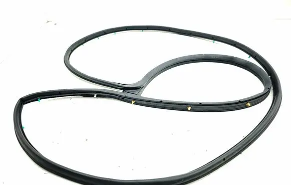 Mazda CX-5 II Rubber seal front door (on door) 