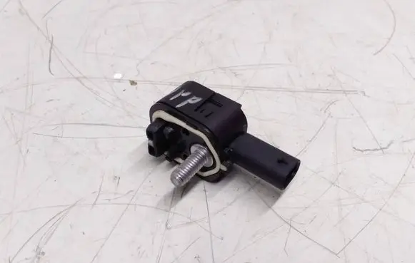 BMW 5 F10 F11 Airbag deployment crash/impact sensor 9224178