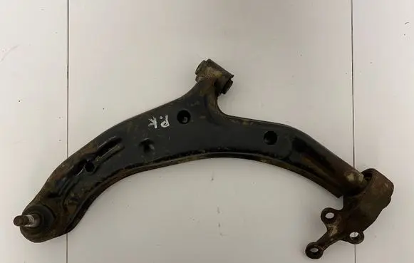 Nissan Almera N16 Front lower control arm/wishbone 54501BM410 545014M400 545014M410