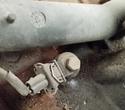 Volkswagen Golf III Detonation knock sensor 030905877