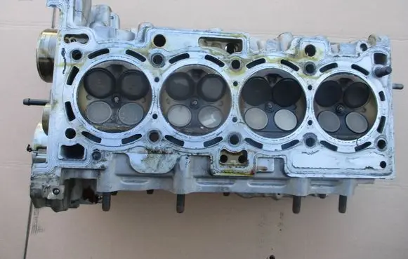KIA Stinger Engine head 02TFRKI1
