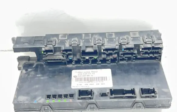 Mercedes-Benz CLK A209 C209 Fuse module 2095450101 5DK00848610