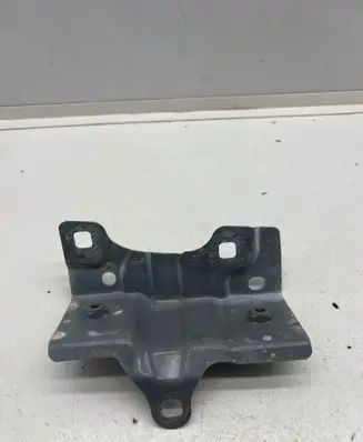 Renault Clio V Fender mounting bracket 663514389R ACD3192
