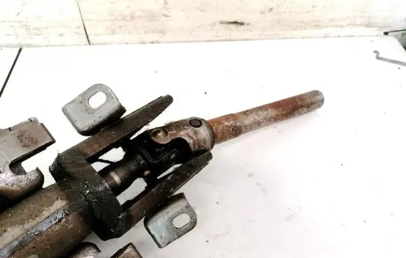Mazda 6 Steering column universal joint