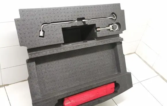 Mazda 6 Tool box GS2B688MX