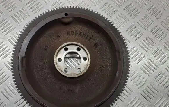 Renault Clio II Flywheel 