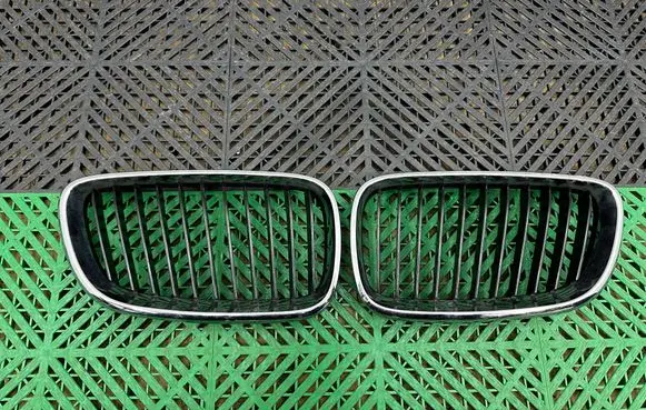 BMW 2 F22 F23 Front bumper upper radiator grill 7295521