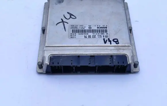 Mercedes-Benz Sprinter W901 W902 W903 W904 Engine control unit/module A6111535879 0281010611 28RTE851